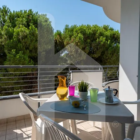 Homiday - Rendez Vous Aparthotel Pineto