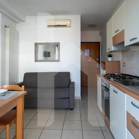 Homiday - Rendez Vous 3*