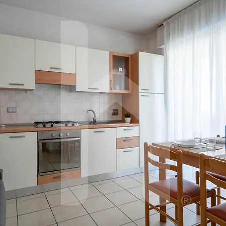 Homiday - Rendez Vous 3* פינטו