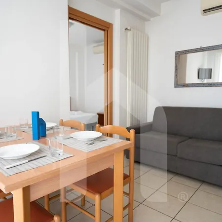 Aparthotel Homiday - Rendez Vous