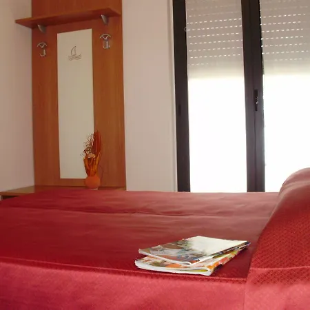 מלון דירות Homiday - Rendez Vous 3*