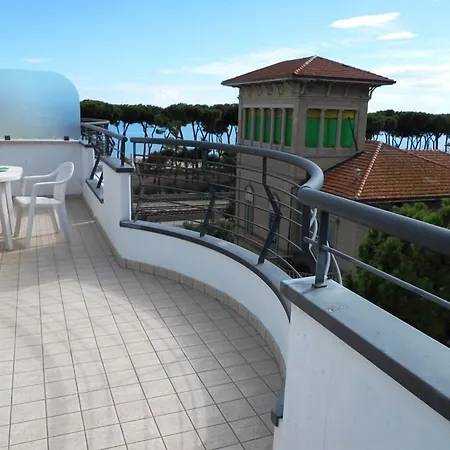 מלון דירות Homiday - Rendez Vous