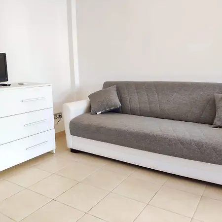 Homiday - Rendez Vous 3* פינטו