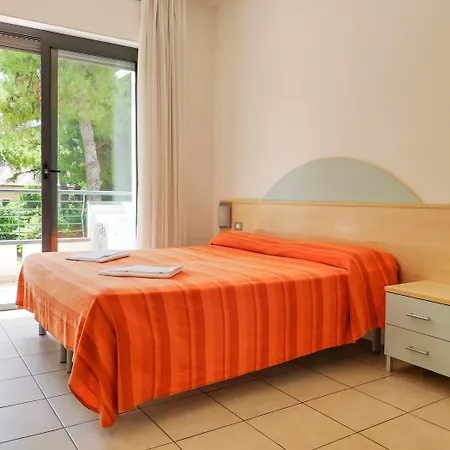Homiday - Rendez Vous Aparthotel Pineto