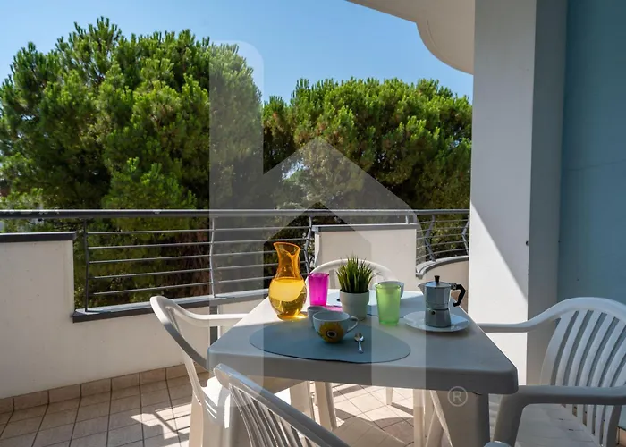 Homiday - Rendez Vous Aparthotel Pineto