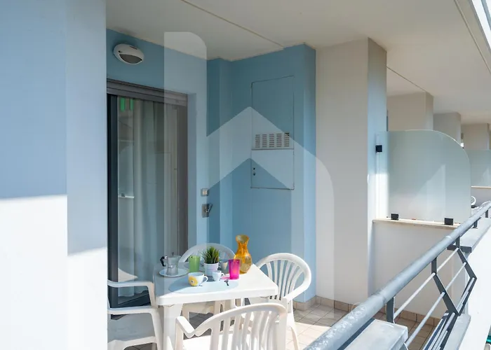 Homiday - Rendez Vous 3* Pineto