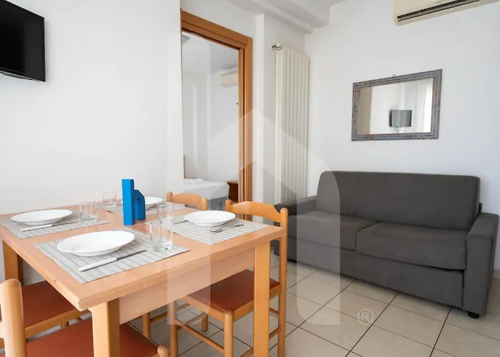 Aparthotel Homiday - Rendez Vous