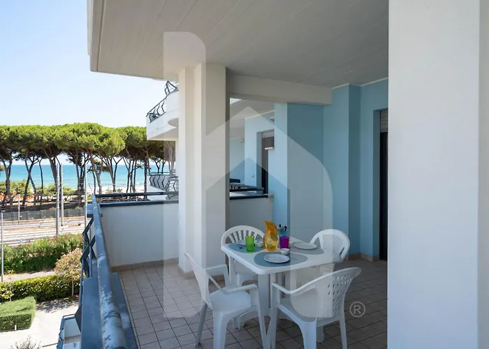 Homiday - Rendez Vous Aparthotel 3*