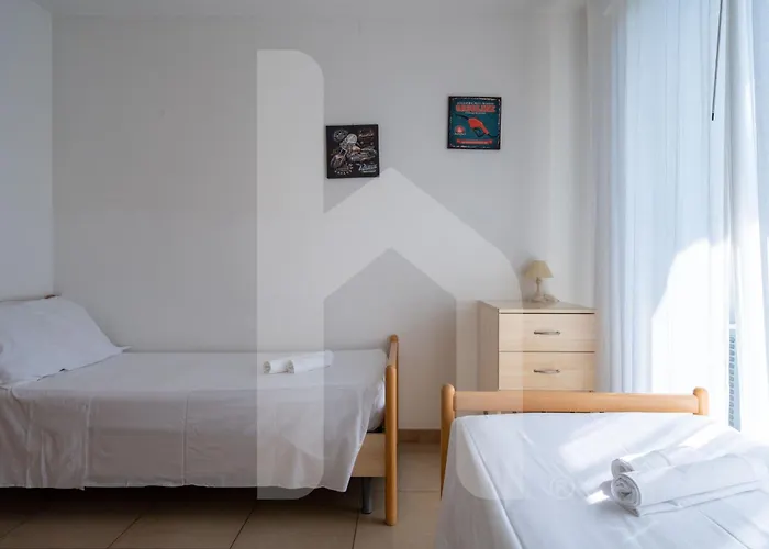 Homiday - Rendez Vous 3* Pineto