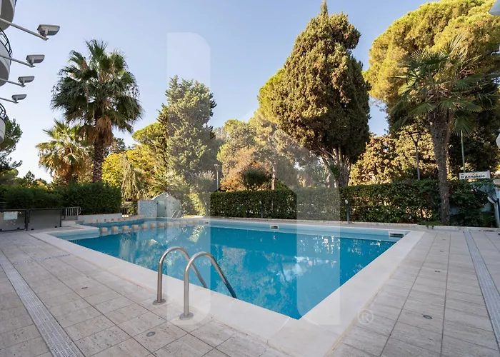 Aparthotel Homiday - Rendez Vous Pineto