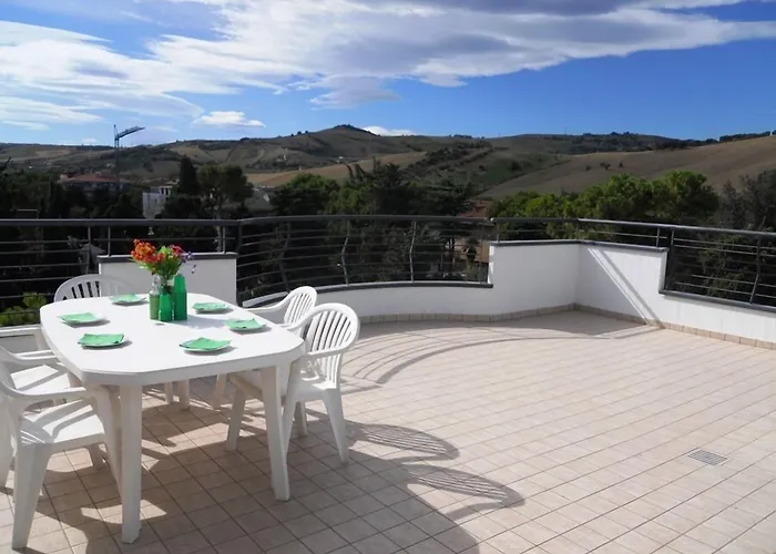 Homiday - Rendez Vous Aparthotel Pineto