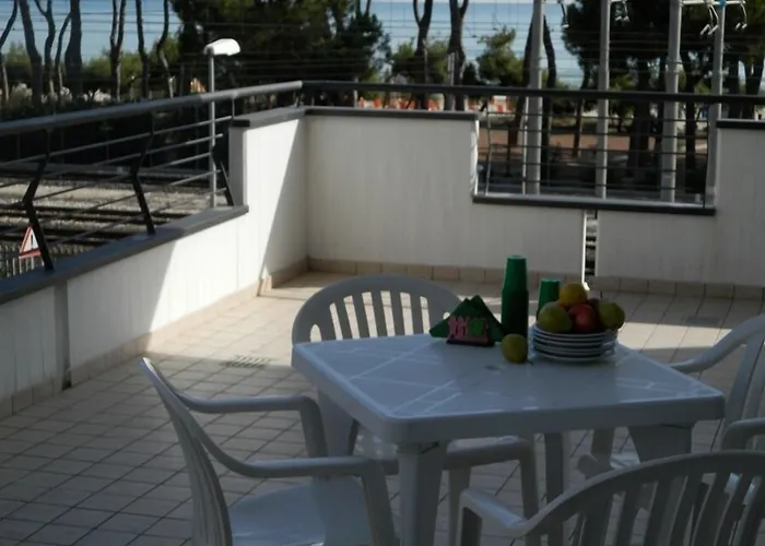 Homiday - Rendez Vous Aparthotel Pineto