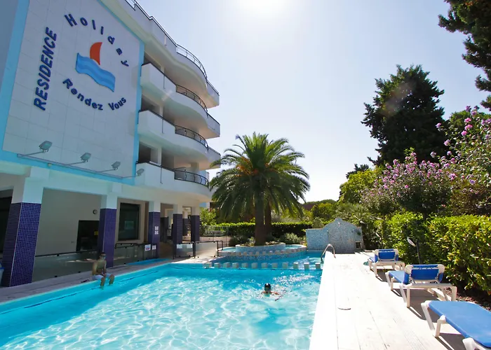 Aparthotel Homiday - Rendez Vous 3*