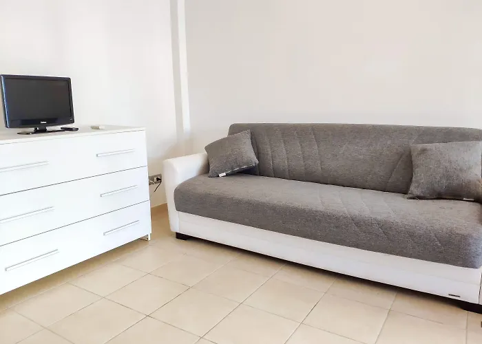 Homiday - Rendez Vous 3* Pineto